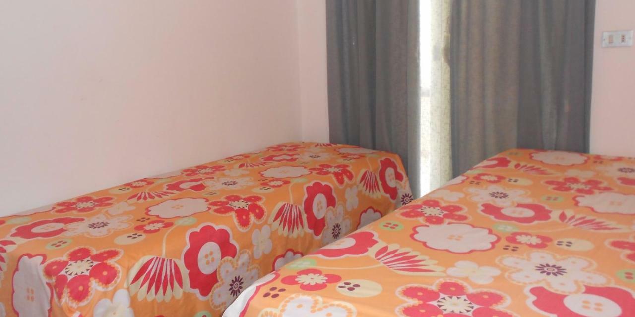 特拉佩托Yellow House公寓 外观 照片